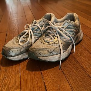 WELL WORN adidas shoes